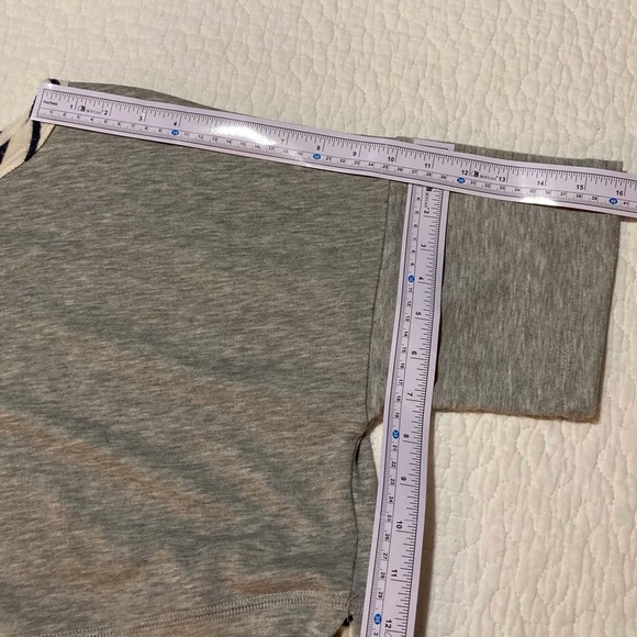 Maronie (Anthropologie) Layered Tee Shirt | Draped | Comfy - Picture 4 of 10